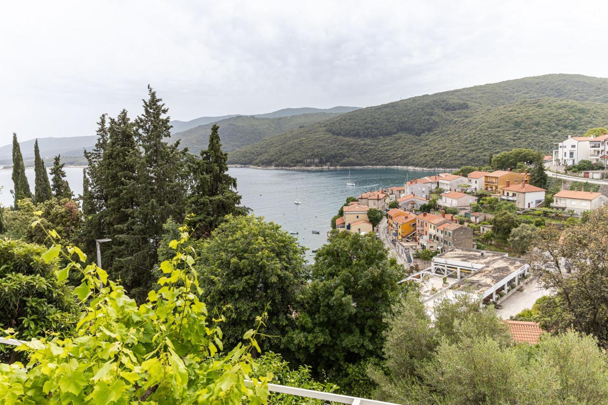 Apartments Sea View Rabac Quarto foto